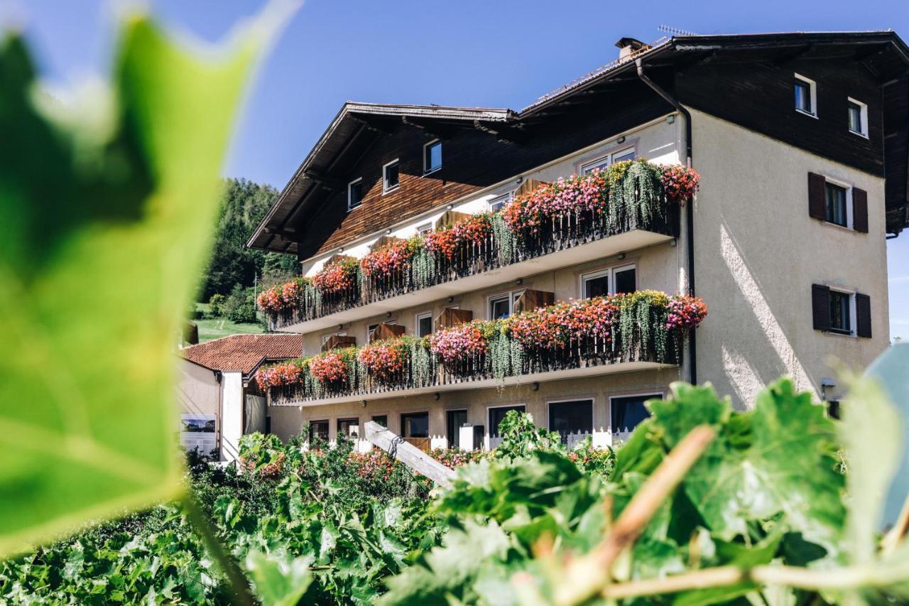 Hotel Schoenwies Trodena Exterior foto